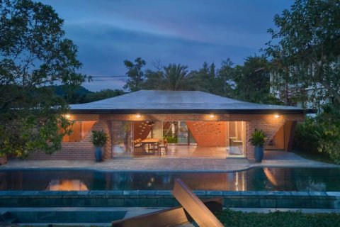 Chalet de 4 dormitorios en Phuket, Tailandia № 124536 - foto 2