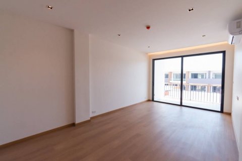 Apartamento de 2 dormitorios en Cha-am, Tailandia № 124695 - foto 8