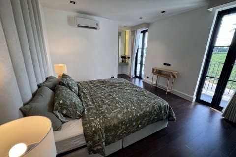 Villa in Pattaya, Thailand 6 Schlafzimmer № 132700 - Foto 9