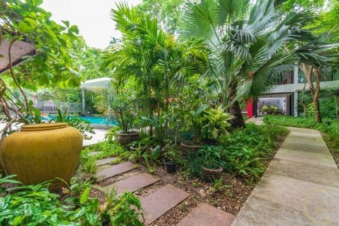 Condominio de 3 dormitorios en Hua Hin, Tailandia № 132699 - foto 8