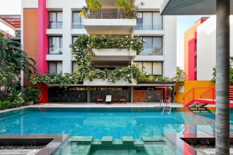 Condominio de 3 dormitorios en Hua Hin, Tailandia № 132699 - foto 2