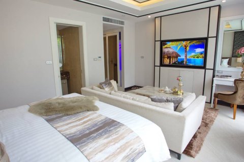 Off-plan Ocean Surin in Phuket, Thailand № 101244 - photo 7