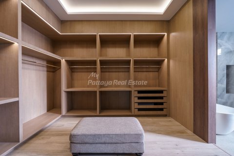 Casa de 6 dormitorios en Pattaya, Tailandia № 78857 - foto 17