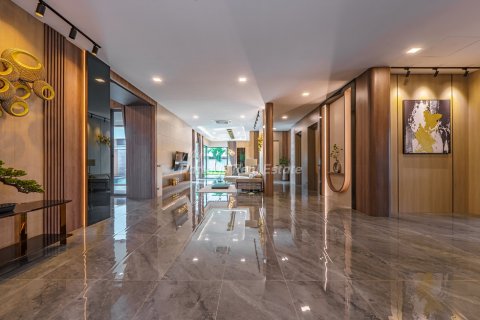 Casa de 6 dormitorios en Pattaya, Tailandia № 78857 - foto 5