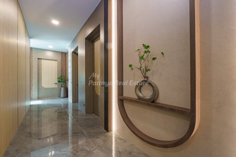 Casa de 6 dormitorios en Pattaya, Tailandia № 78857 - foto 28