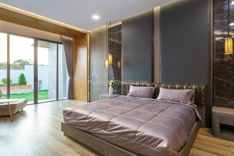 Casa de 6 dormitorios en Pattaya, Tailandia № 78856 - foto 30