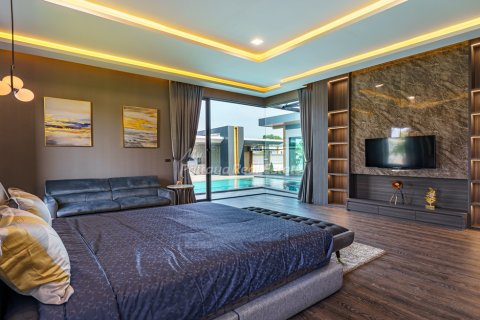 Casa de 6 dormitorios en Pattaya, Tailandia № 78856 - foto 18