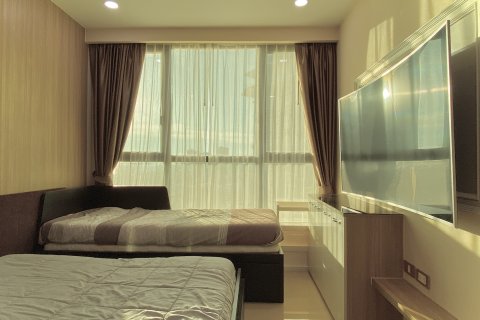 Apartamento de 384 dormitorios en Pattaya, Tailandia № 130393 - foto 6