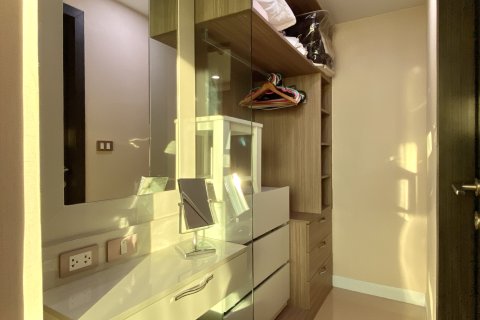 Apartamento de 384 dormitorios en Pattaya, Tailandia № 130393 - foto 8