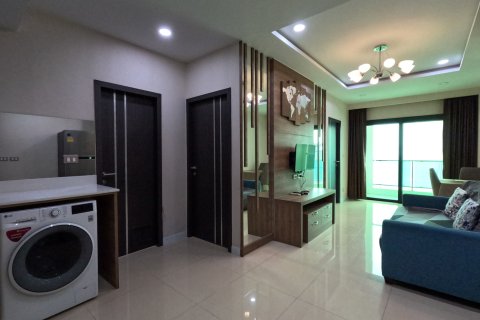 Apartamento de 384 dormitorios en Pattaya, Tailandia № 130395 - foto 2