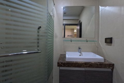 Apartamento de 384 dormitorios en Pattaya, Tailandia № 130395 - foto 13