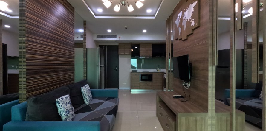 Apartamento de 384 dormitorios en Pattaya, Tailandia № 130395