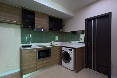 Apartamento de 384 dormitorios en Pattaya, Tailandia № 130395 - foto 9