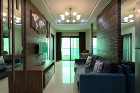 Apartamento de 384 dormitorios en Pattaya, Tailandia № 130395 - foto 8