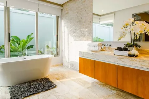 Casa de 4 dormitorios en Phuket, Tailandia № 131353 - foto 14