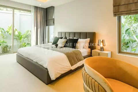 Casa de 4 dormitorios en Phuket, Tailandia № 131353 - foto 22