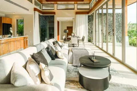 Casa de 4 dormitorios en Phuket, Tailandia № 131353 - foto 5