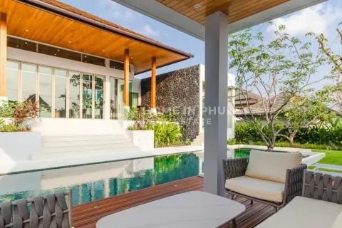 Casa de 4 dormitorios en Phuket, Tailandia № 131353 - foto 2