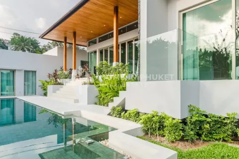 Casa de 4 dormitorios en Phuket, Tailandia № 131353 - foto 24