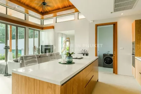 Casa de 4 dormitorios en Phuket, Tailandia № 131353 - foto 10