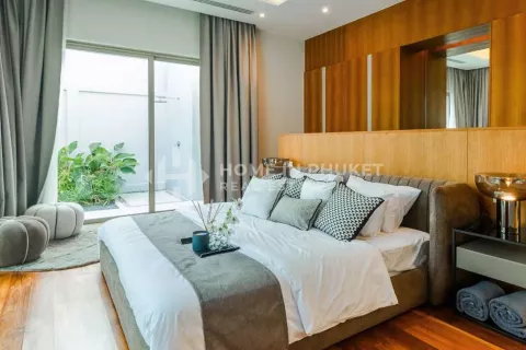 Casa de 4 dormitorios en Phuket, Tailandia № 131353 - foto 13