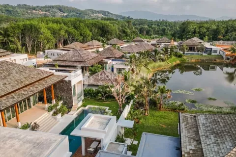 Casa de 4 dormitorios en Phuket, Tailandia № 131353 - foto 27