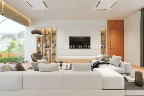Casa de 4 dormitorios en Phuket, Tailandia № 131356 - foto 5