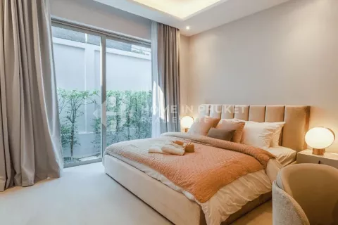Casa de 4 dormitorios en Phuket, Tailandia № 131354 - foto 15