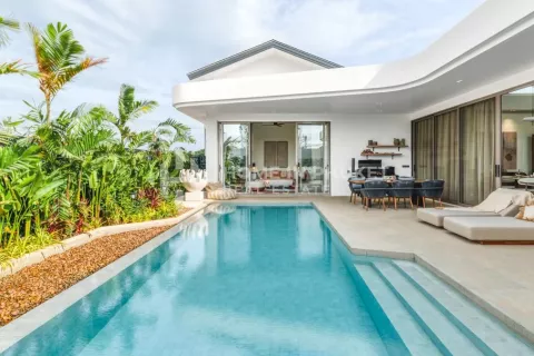 Casa de 3 dormitorios en Phuket, Tailandia № 131352