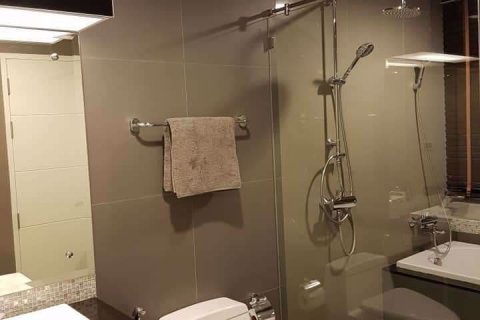 Condominio de 1 dormitorio en Khlong Toei, Bangkok, Tailandia № 76271 - foto 4