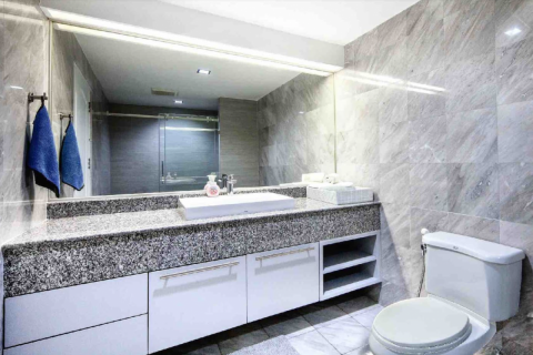 Condominio de 1 dormitorio en Bang Rak, Bangkok, Tailandia № 76268 - foto 10