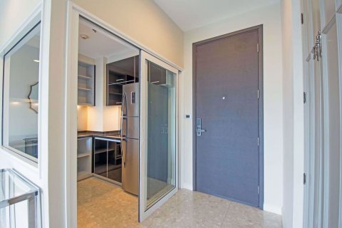 Condominio de 1 dormitorio en Khlong Toei, Bangkok, Tailandia № 76273 - foto 7