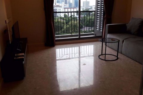 Condominio de 1 dormitorio en Khlong Toei, Bangkok, Tailandia № 76272 - foto 2