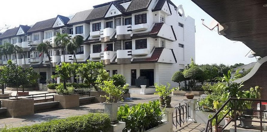 Off-plan Regent 71 Place in Bangkok, Thailand № 80032