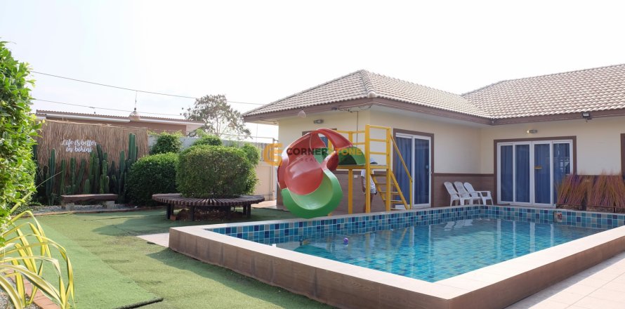Estudio en Bang Lamung, Tailandia № 120154