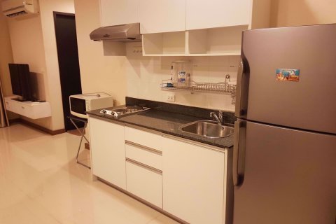 Condominio de 2 dormitorios en Khlong Toei, Bangkok, Tailandia № 77150 - foto 5