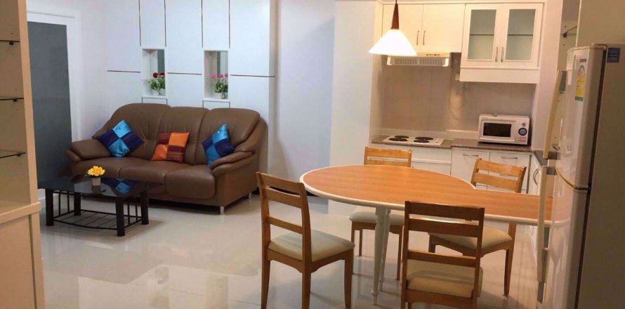 Condominio de 2 dormitorios en Watthana, Bangkok, Tailandia № 77148