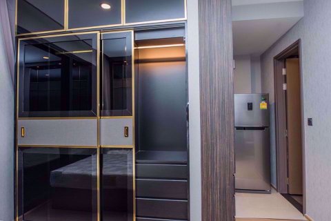 Estudio en el condominio en Bang Rak, Bangkok, Tailandia № 77152 - foto 8