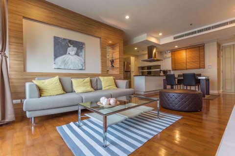 Condo à Watthana, Bangkok, Thaïlande, 2 chambres № 77153 - photo 3