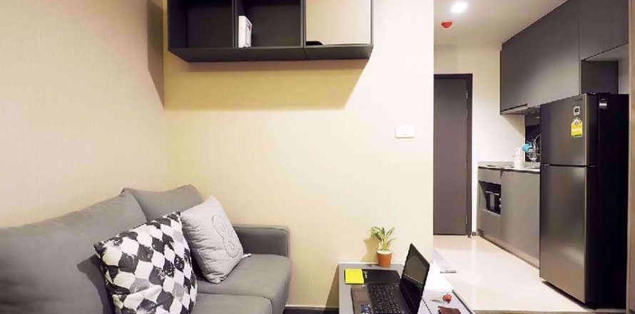 Studio dans le Condo à Bangkok, Thaïlande à IDEO SUKHUMVIT 93 № 78088