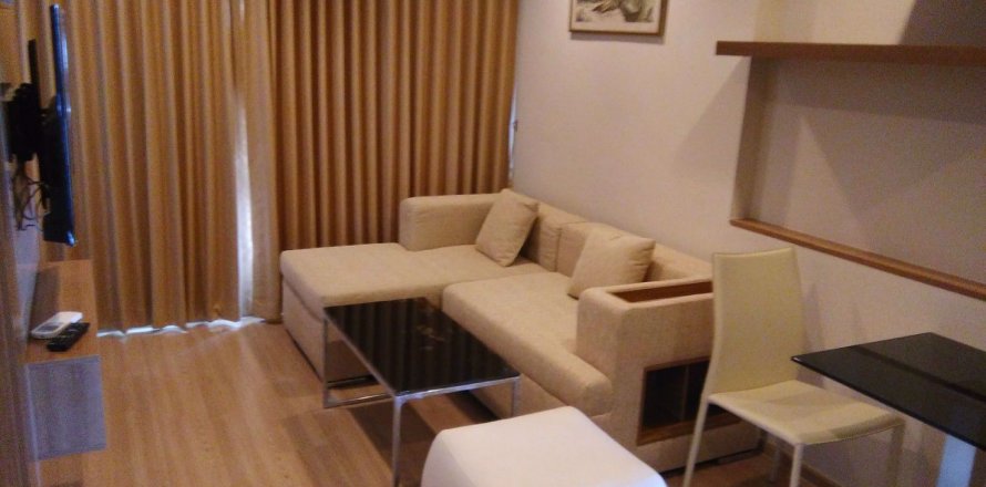 Condominio de 1 dormitorio en Bangkok, Tailandia en Rhythm Sathorn - Narathiwas № 78092