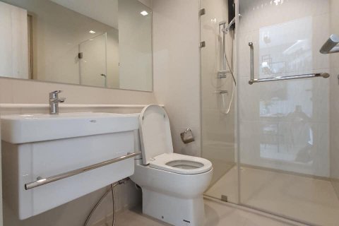 Condominio de 2 dormitorios en Bangkok, Tailandia № 143251 - foto 10