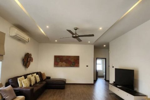 Chalet de 3 dormitorios en Hua Hin, Tailandia № 144598 - foto 3
