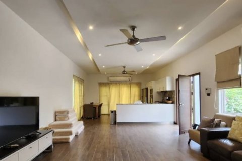 Chalet de 3 dormitorios en Hua Hin, Tailandia № 144598 - foto 4