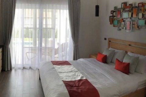 Chalet de 3 dormitorios en Hua Hin, Tailandia № 144599 - foto 6