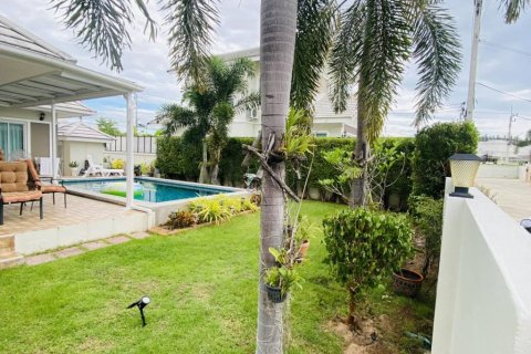 Chalet de 3 dormitorios en Hua Hin, Tailandia № 144600 - foto 5