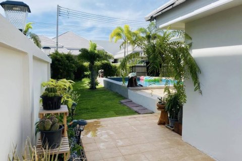 Chalet de 3 dormitorios en Hua Hin, Tailandia № 144600 - foto 8