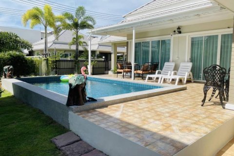 Chalet de 3 dormitorios en Hua Hin, Tailandia № 144600 - foto 3