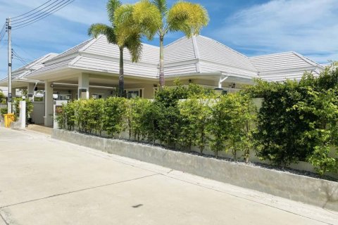 Chalet de 3 dormitorios en Hua Hin, Tailandia № 144600 - foto 10