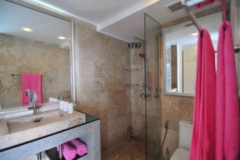 Apartment in Pattaya, Thailand 2 bedrooms № 118951 - photo 12